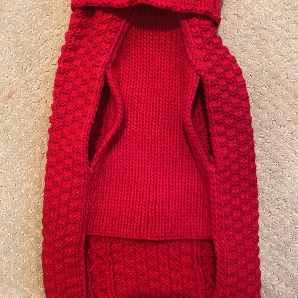 Chilly Dog Hand Knit Dog Vest - Picture 3 of 8